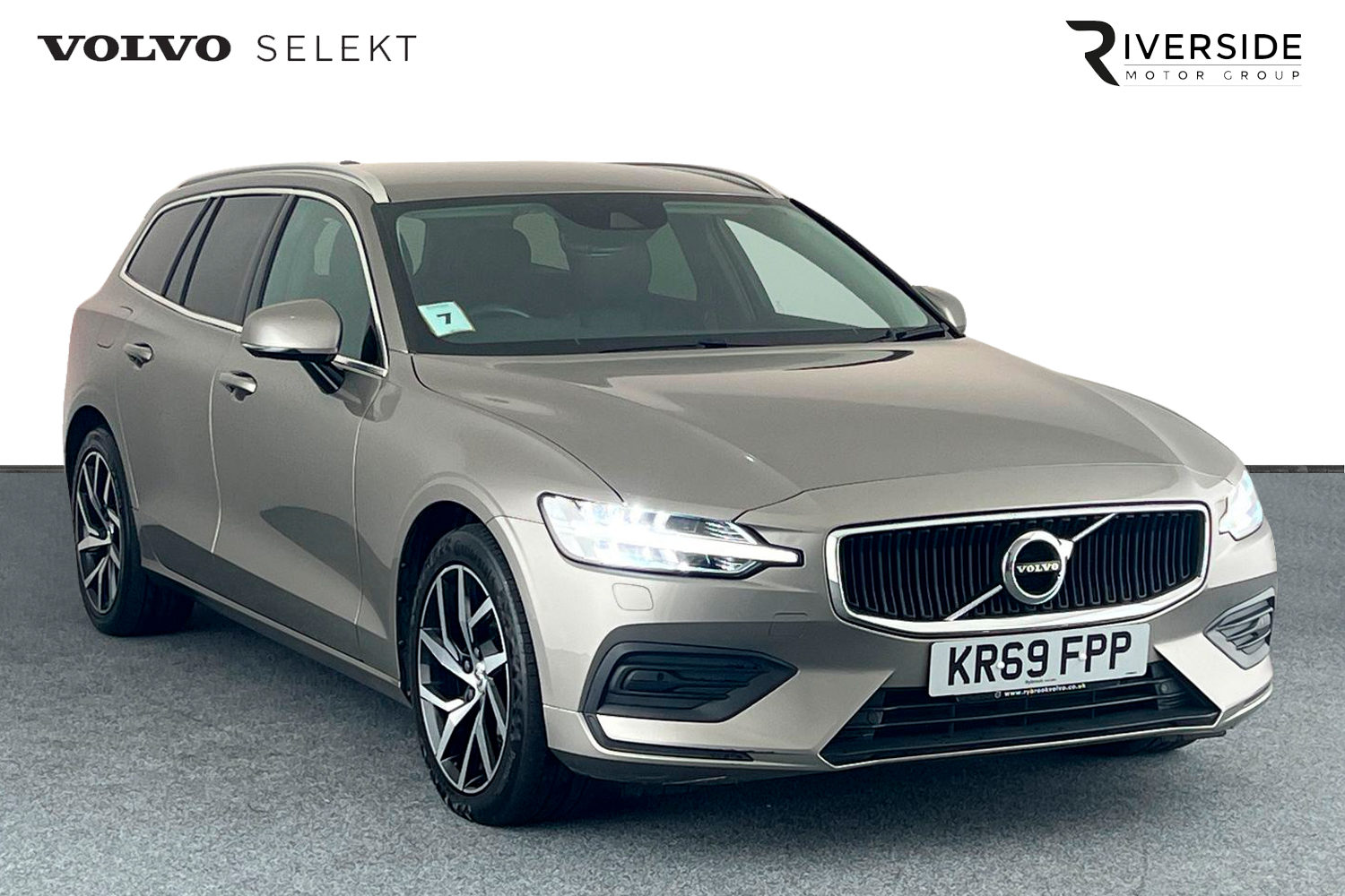 Main listing image - Volvo V60