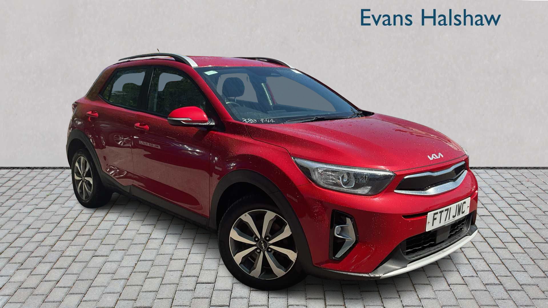Main listing image - Kia Stonic