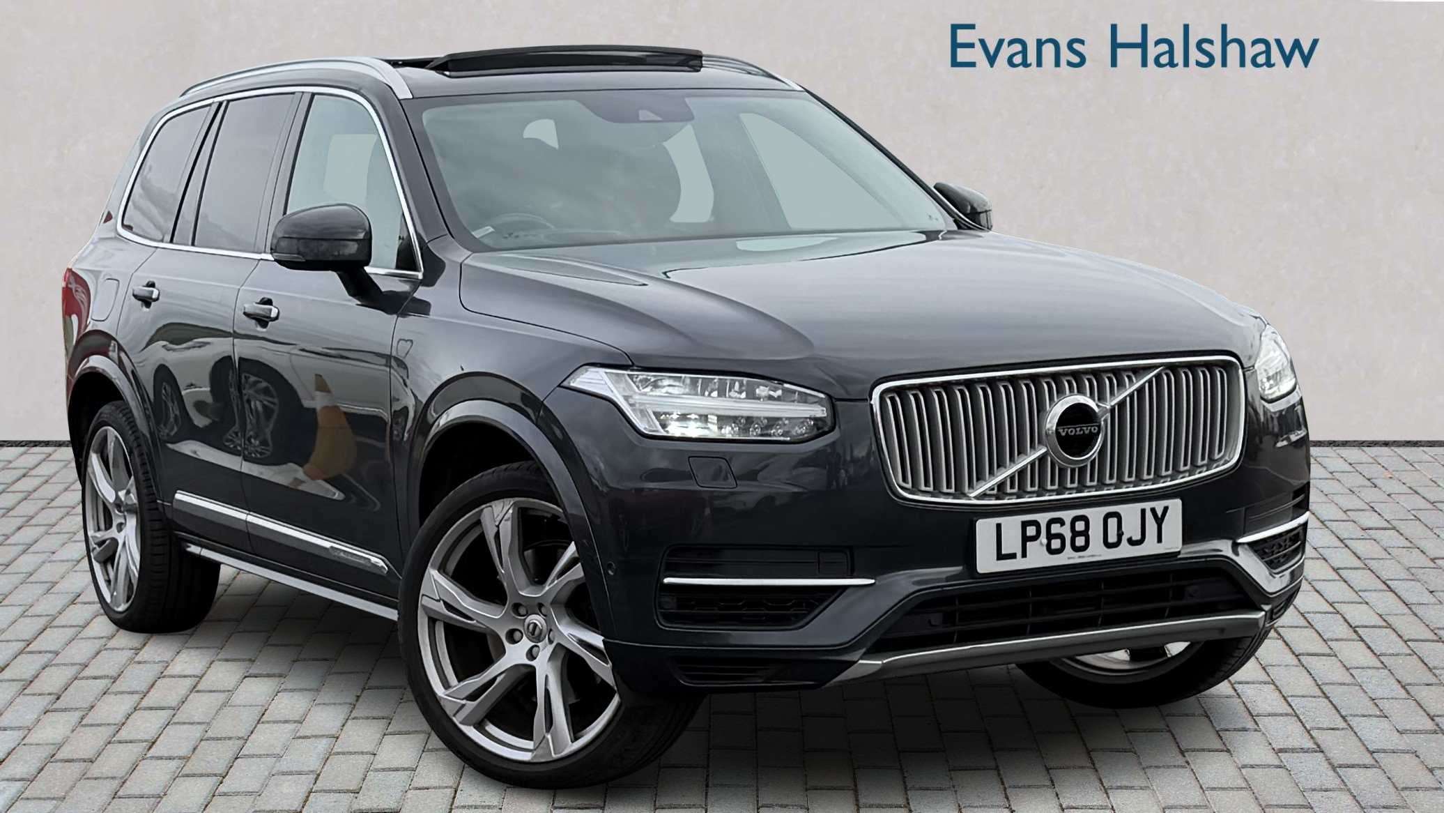 Main listing image - Volvo XC90