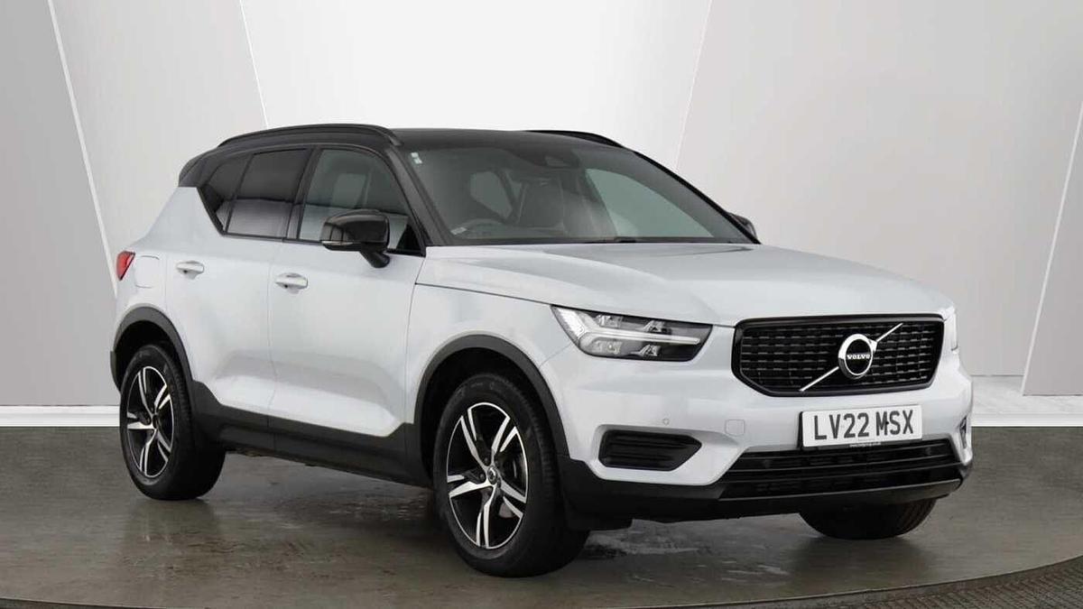Main listing image - Volvo XC40
