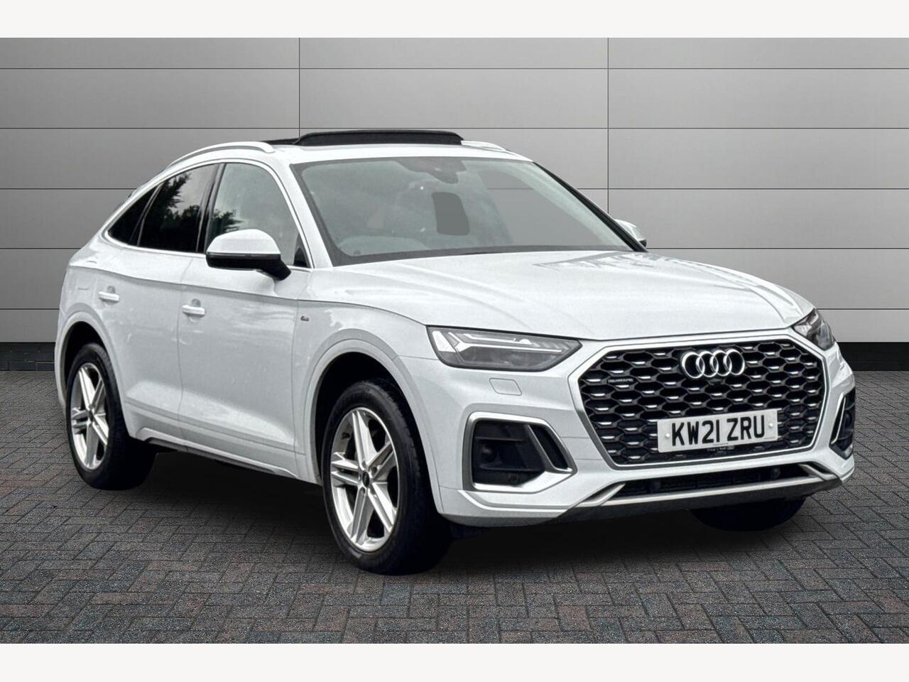 Main listing image - Audi Q5 Sportback