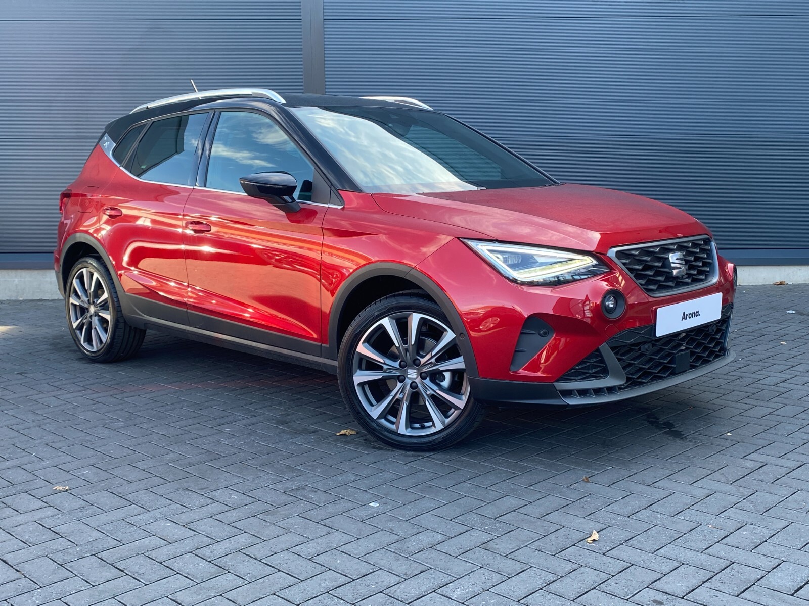 Main listing image - SEAT Arona