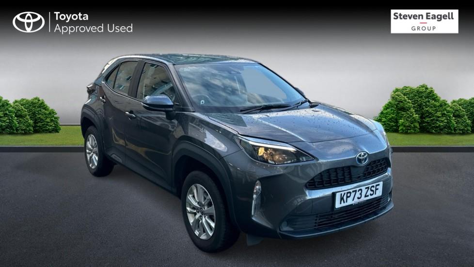 Main listing image - Toyota Yaris Cross