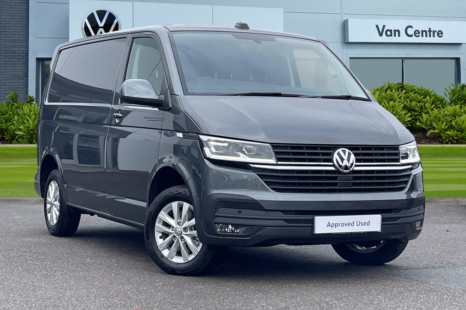 Main listing image - Volkswagen Transporter