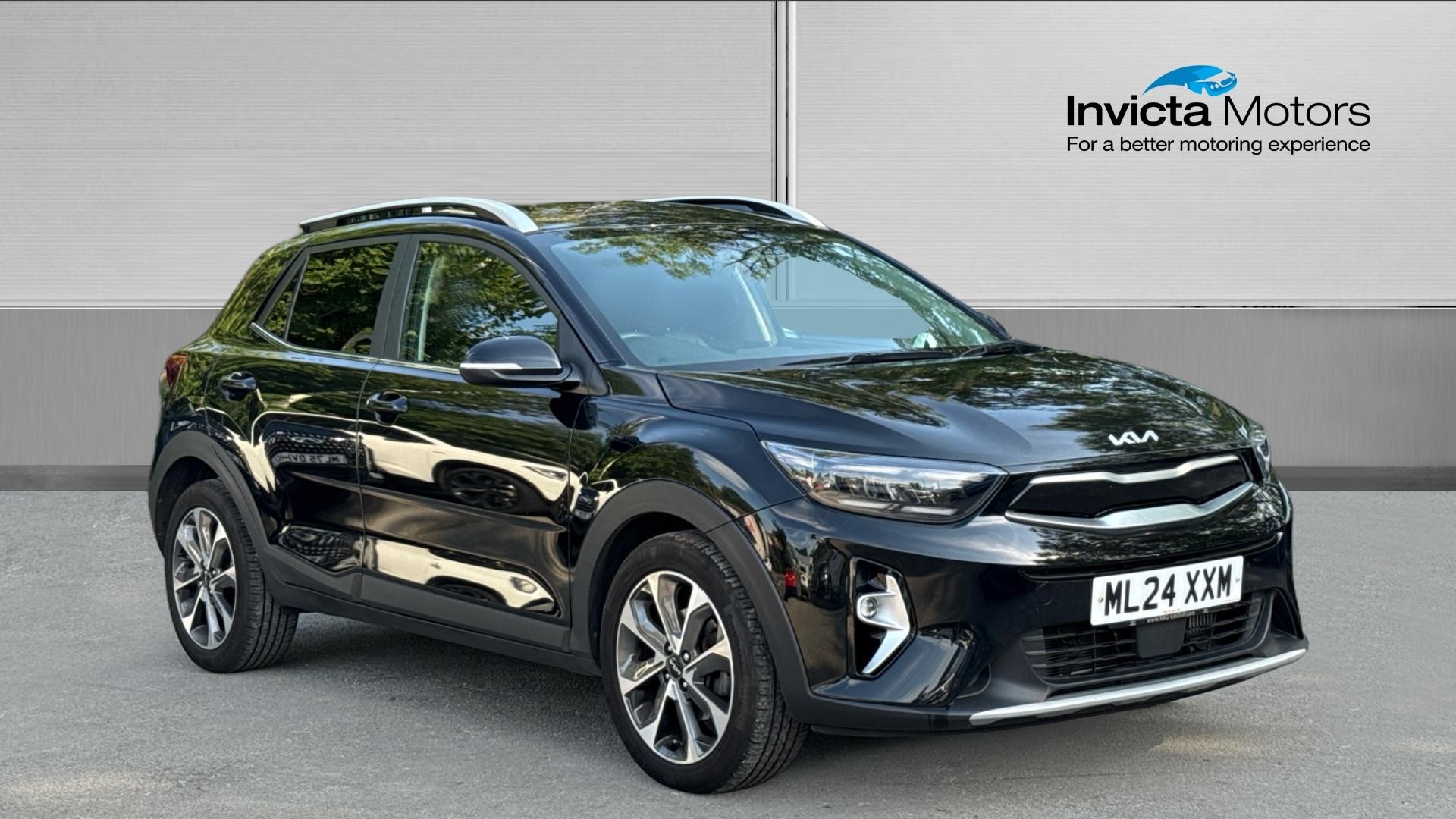 Main listing image - Kia Stonic