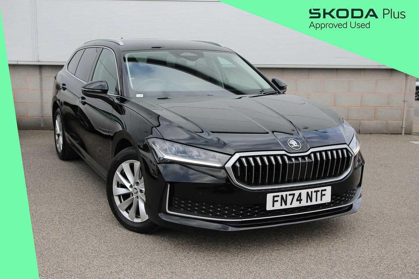 Main listing image - Skoda Superb Estate