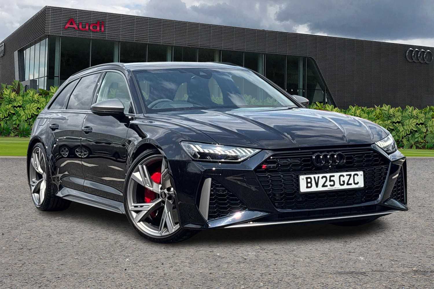 Main listing image - Audi RS6