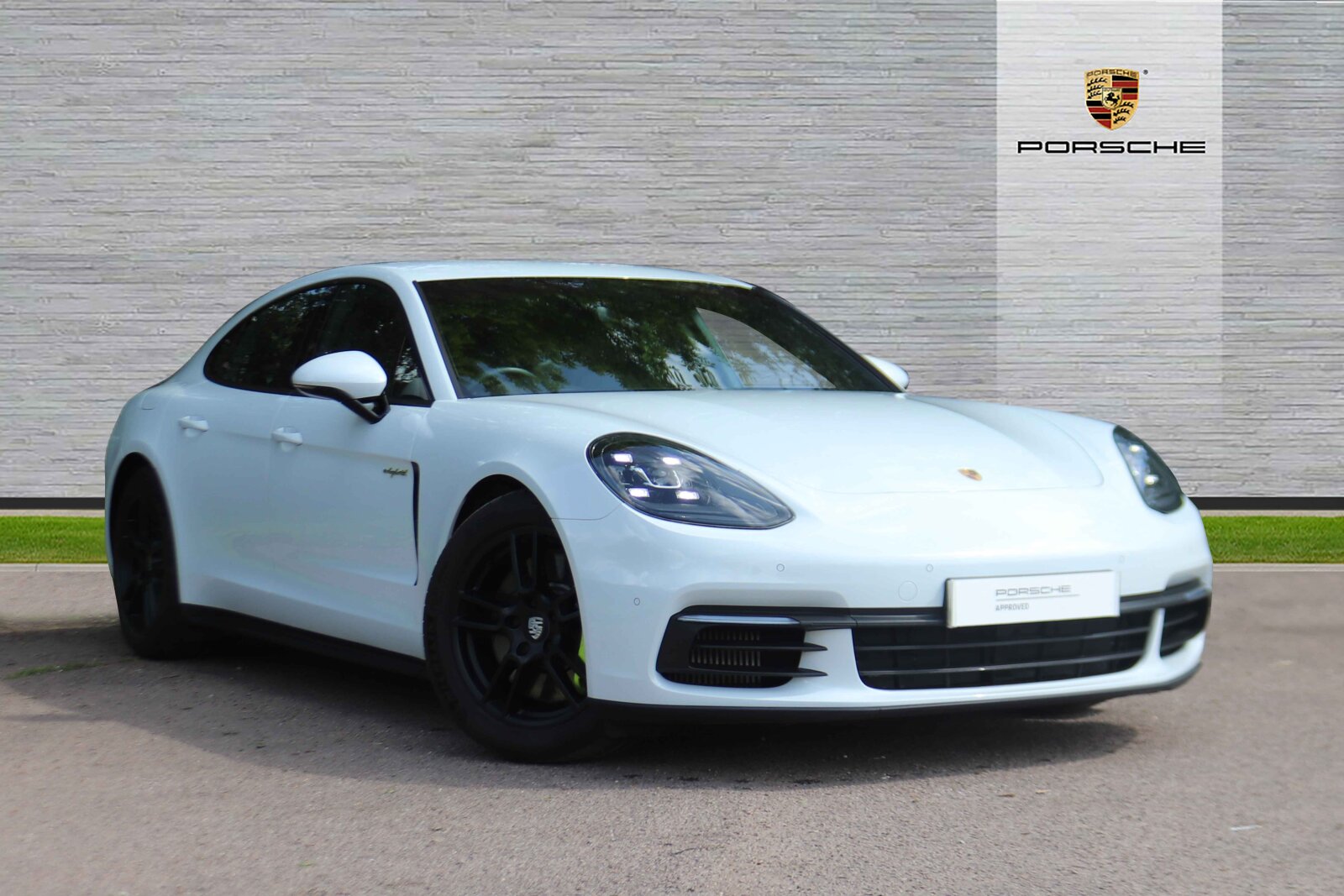 Main listing image - Porsche Panamera