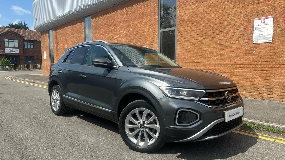 Main listing image - Volkswagen T-Roc
