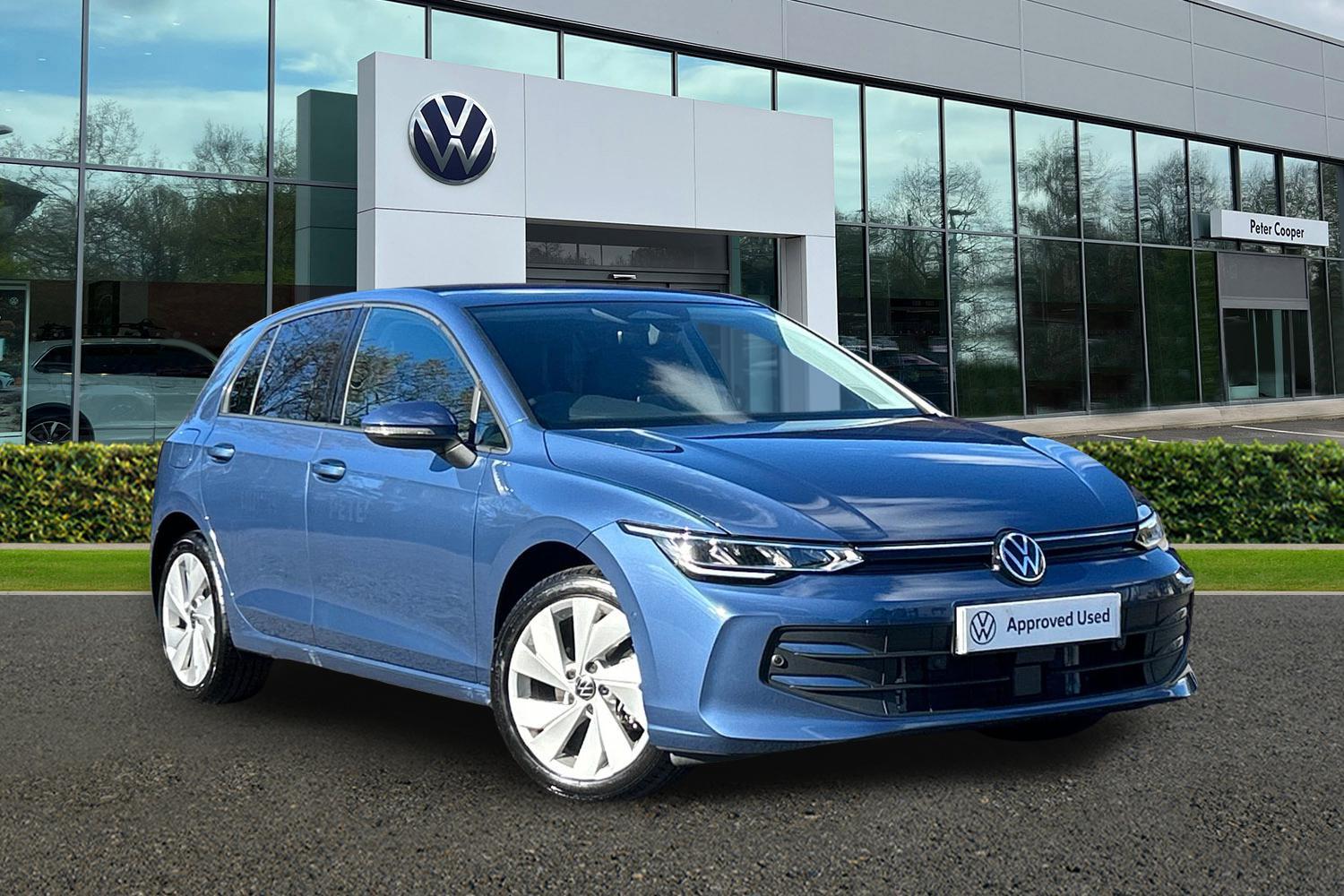Main listing image - Volkswagen Golf