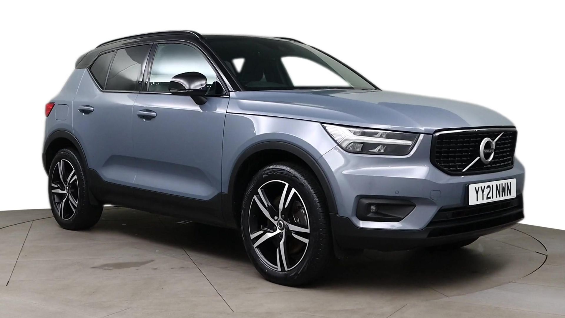 Main listing image - Volvo XC40 Recharge