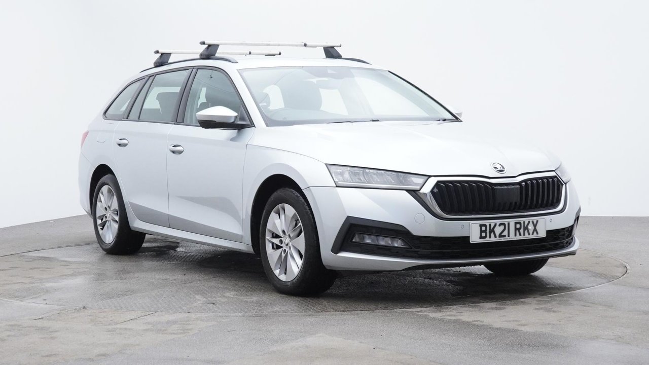 Main listing image - Skoda Octavia Estate