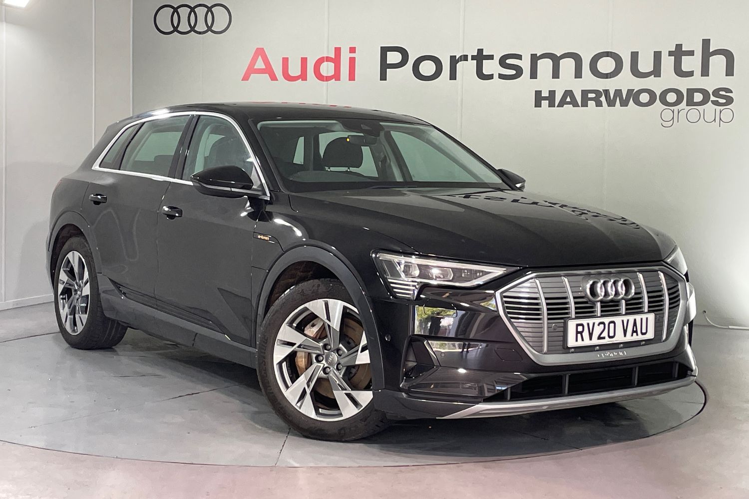 Main listing image - Audi e-tron