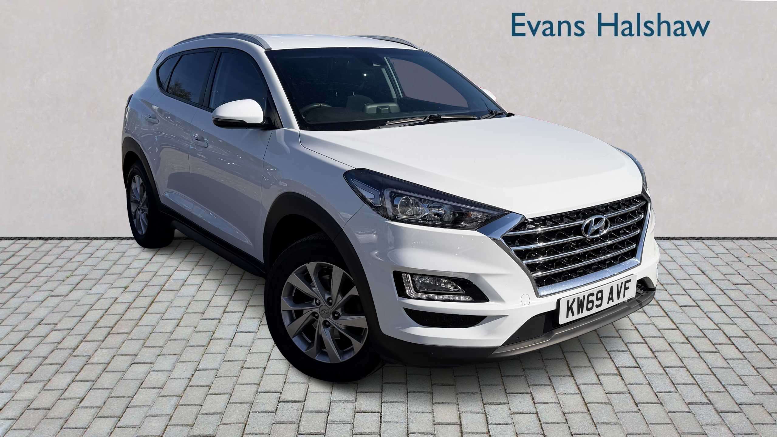 Main listing image - Hyundai Tucson