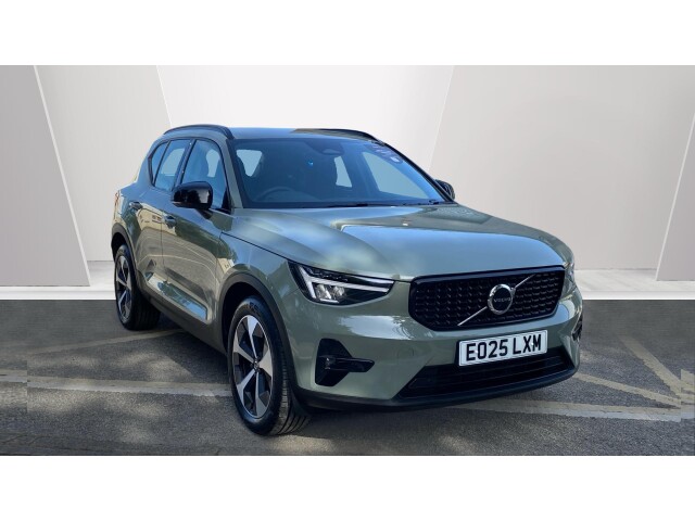 Main listing image - Volvo XC40