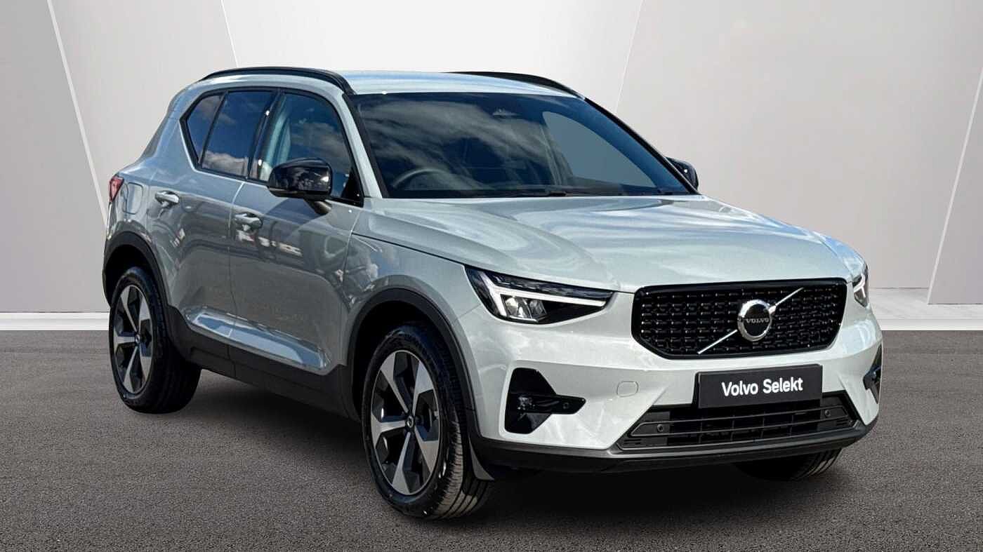 Main listing image - Volvo XC40