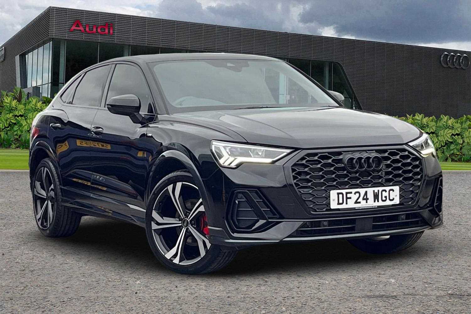 Main listing image - Audi Q3