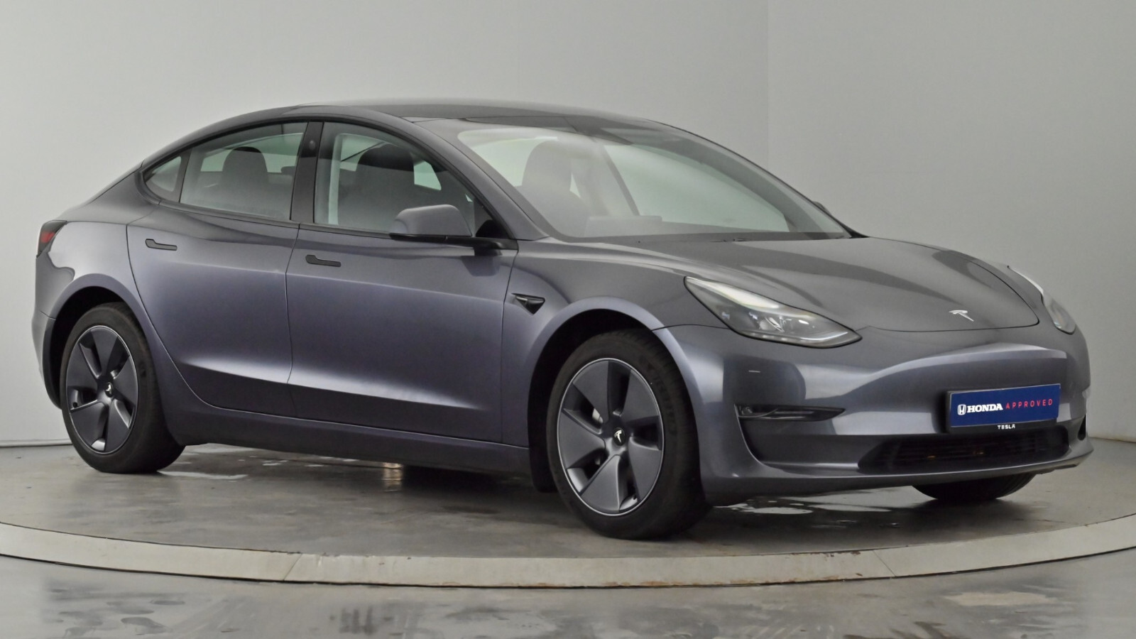 Main listing image - Tesla Model 3