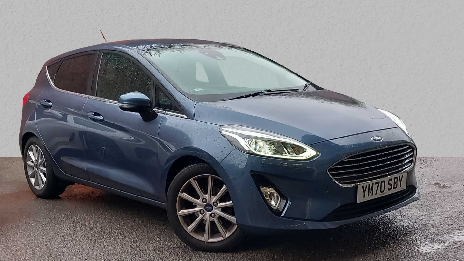 Main listing image - Ford Fiesta