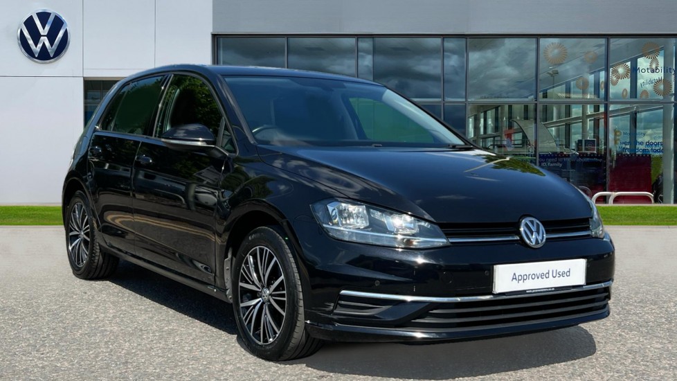 Main listing image - Volkswagen Golf