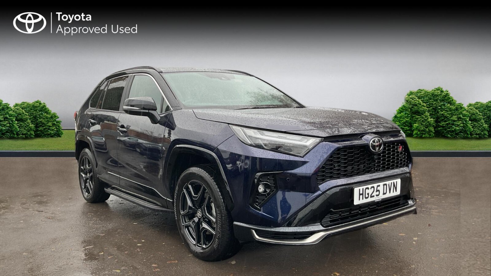 Main listing image - Toyota RAV4