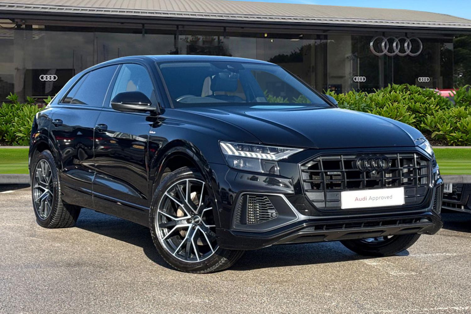 Main listing image - Audi Q8
