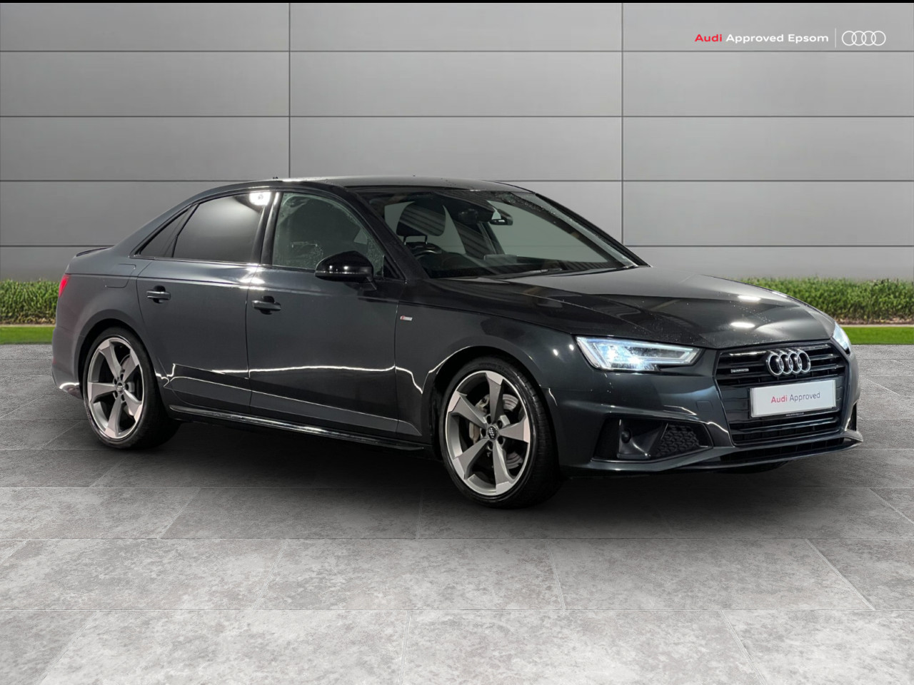Main listing image - Audi A4