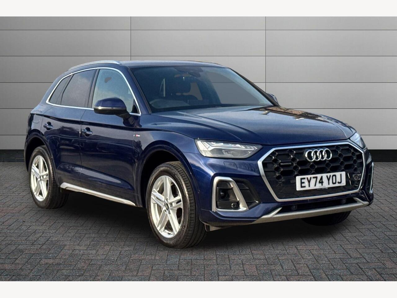 Main listing image - Audi Q5