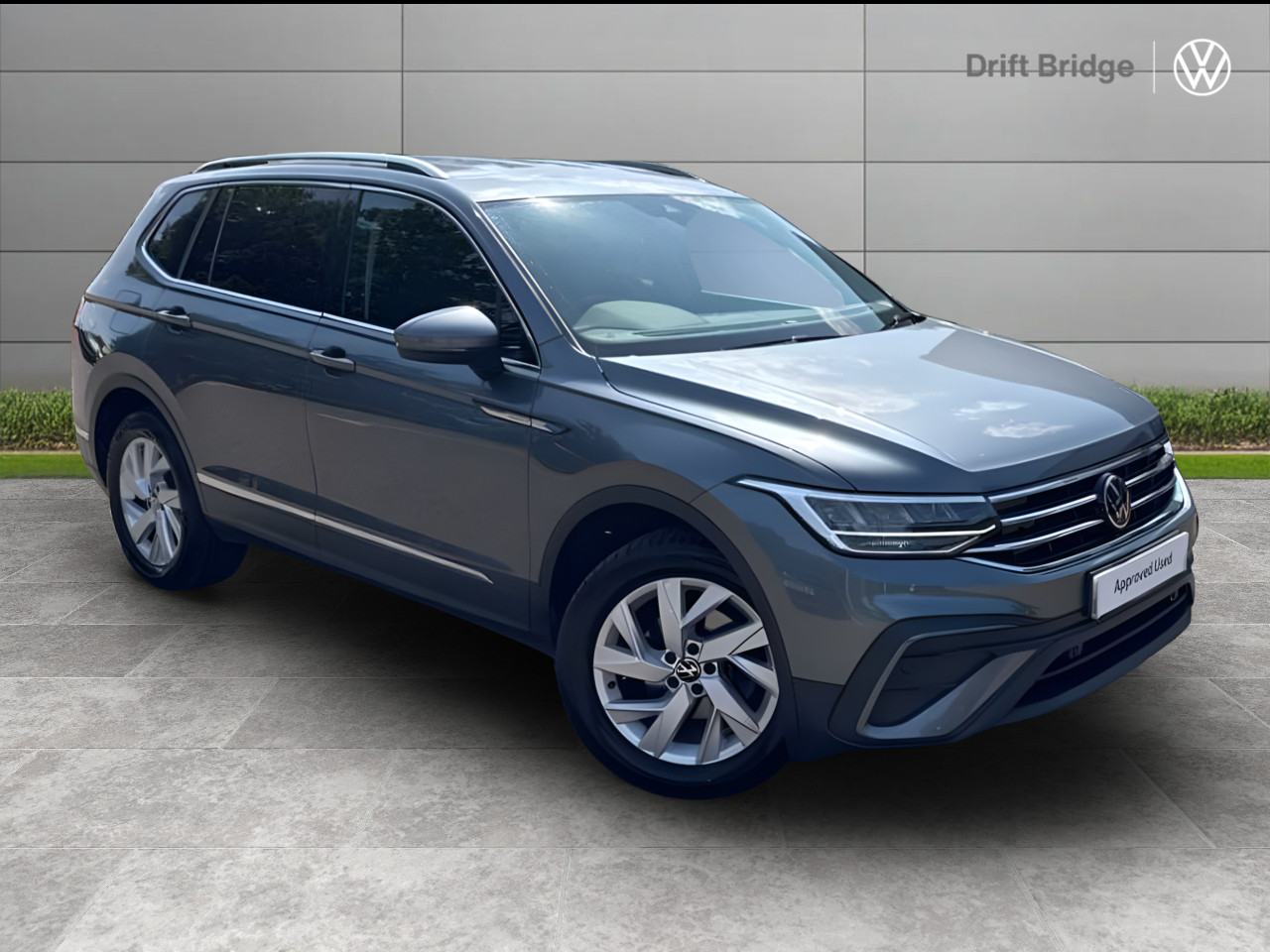 Main listing image - Volkswagen Tiguan Allspace