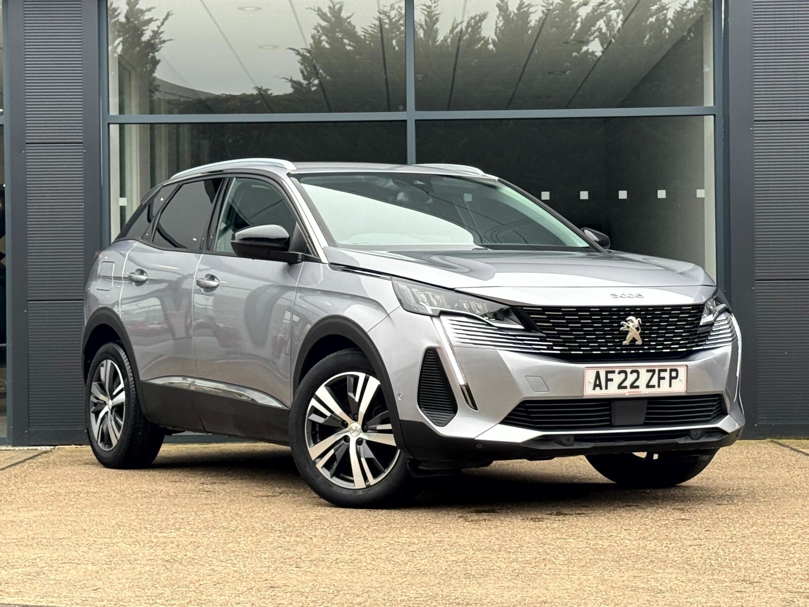 Main listing image - Peugeot 3008