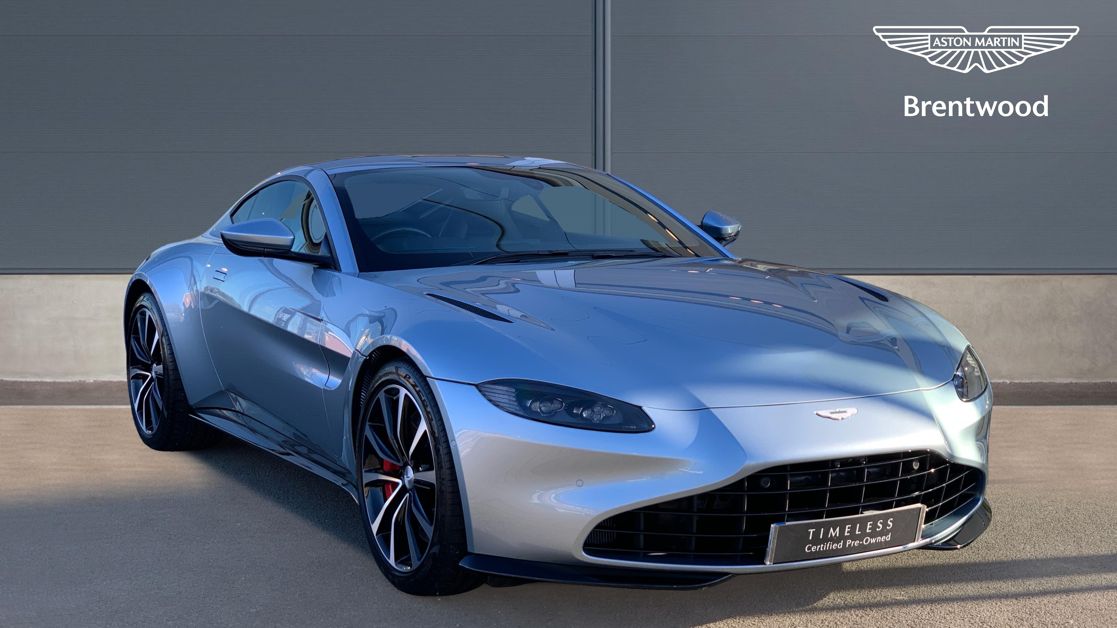 Main listing image - Aston Martin Vantage