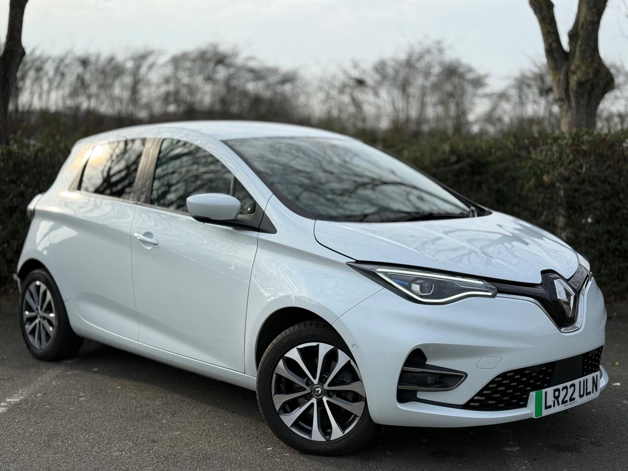 Main listing image - Renault Zoe