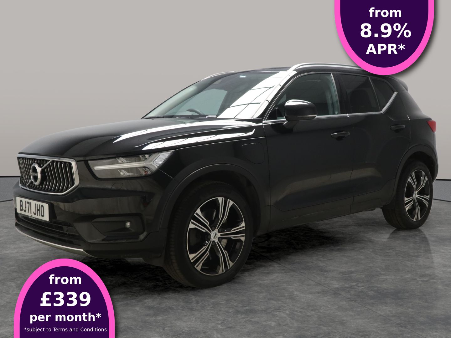 Main listing image - Volvo XC40 Recharge