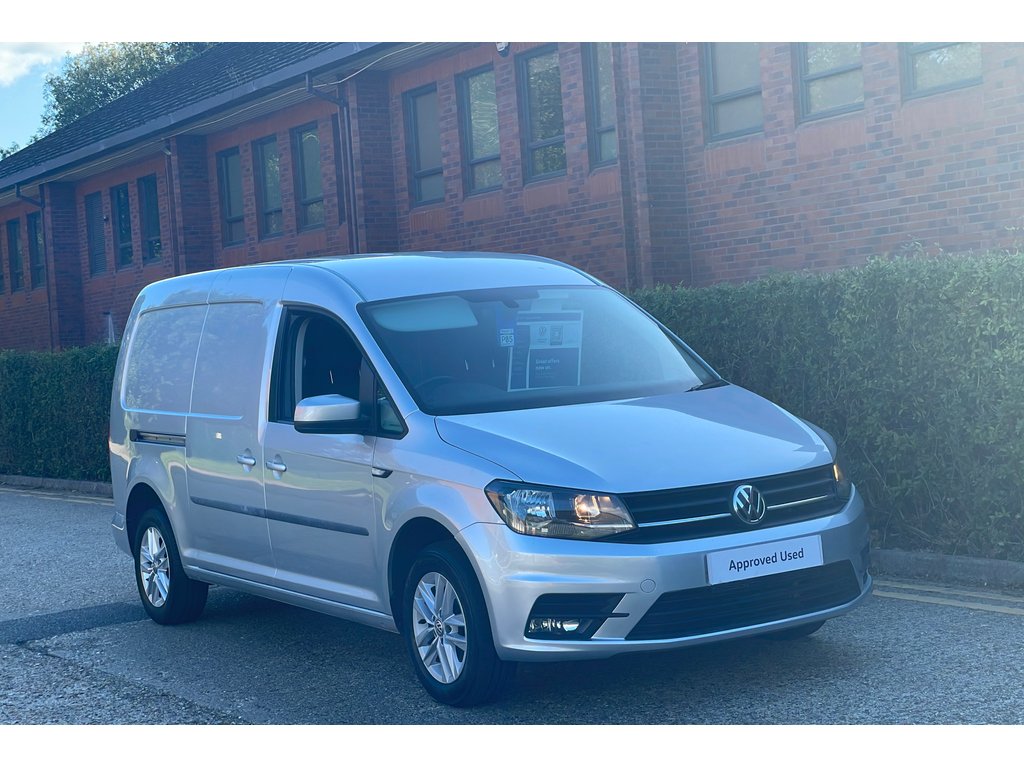 Main listing image - Volkswagen Caddy Maxi