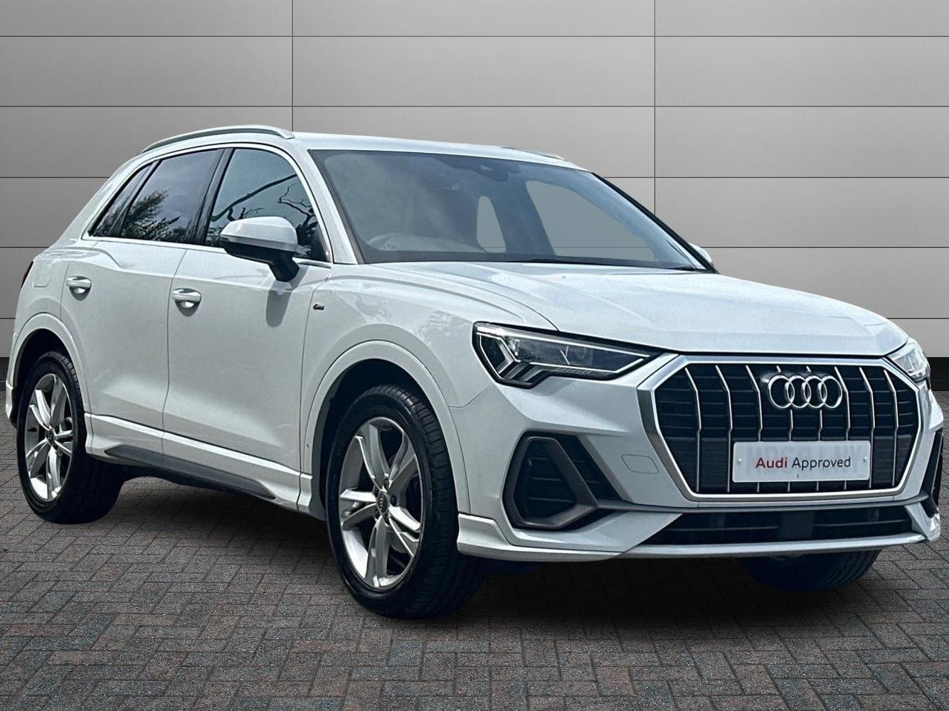 Main listing image - Audi Q3