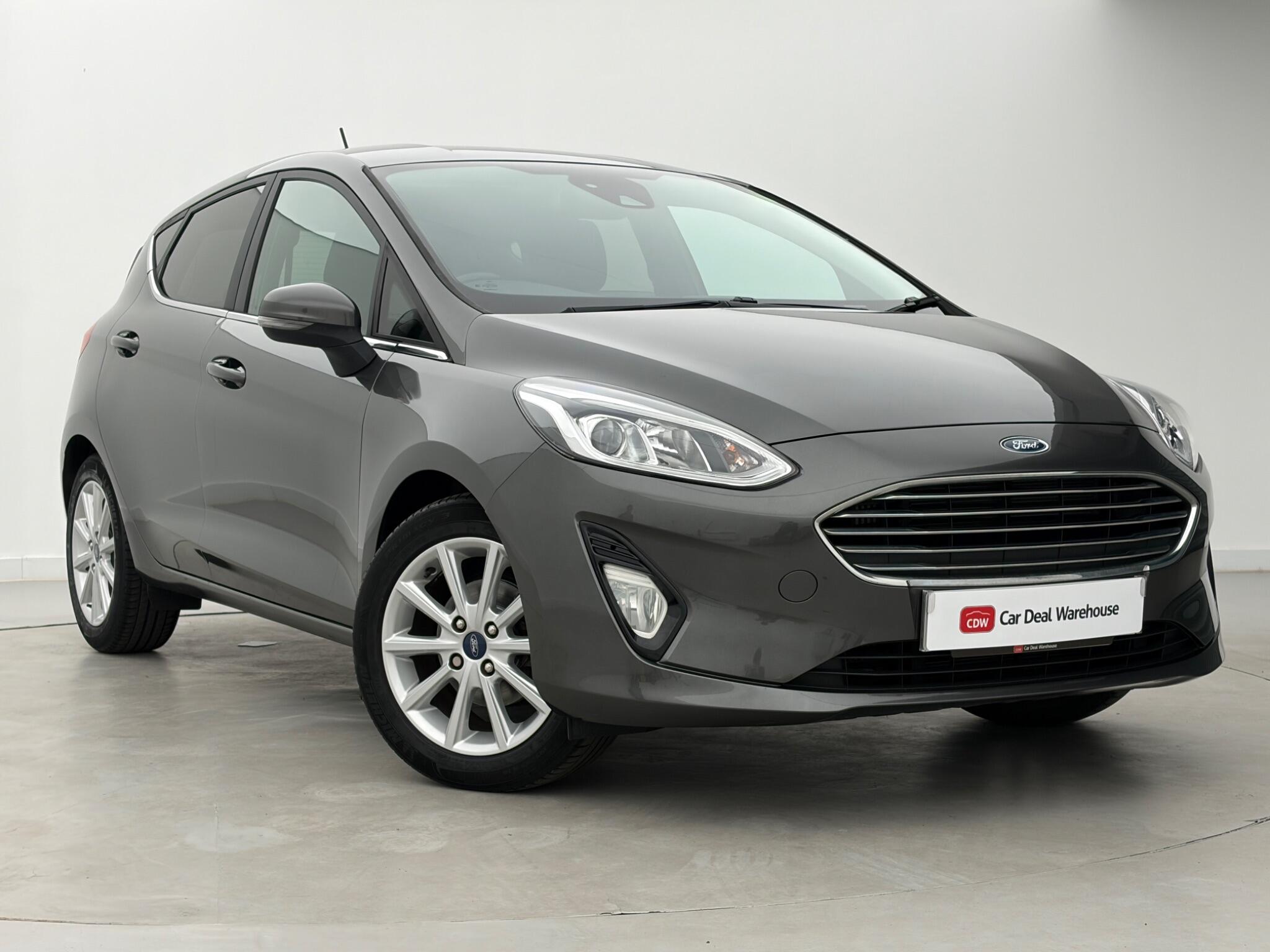 Main listing image - Ford Fiesta