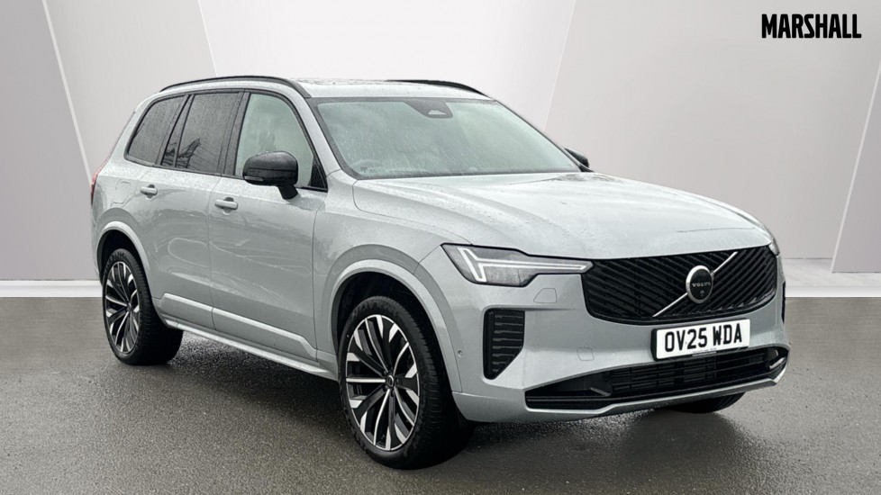 Main listing image - Volvo XC90