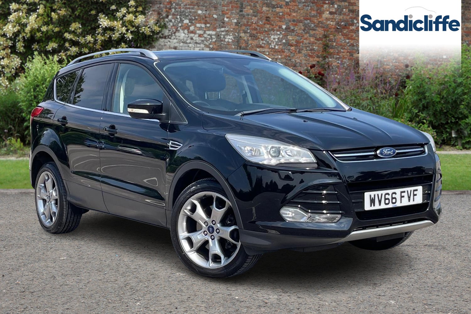 Main listing image - Ford Kuga