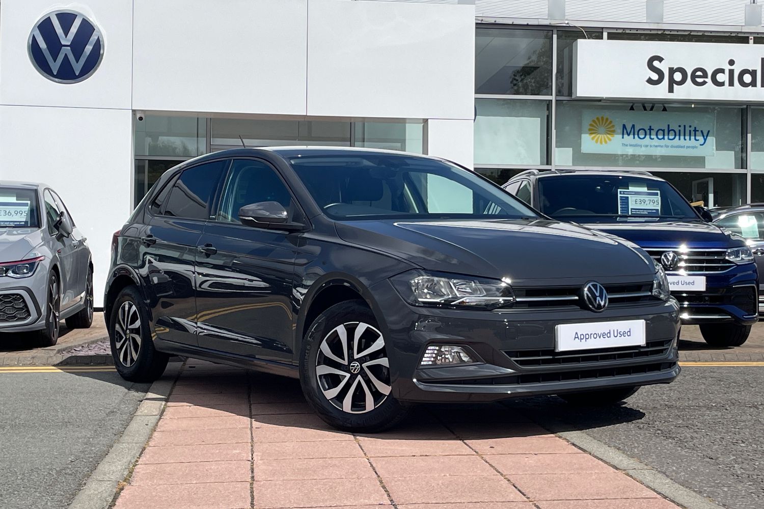 Main listing image - Volkswagen Polo