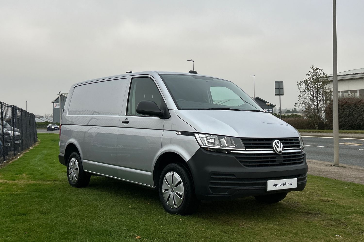 Main listing image - Volkswagen Transporter