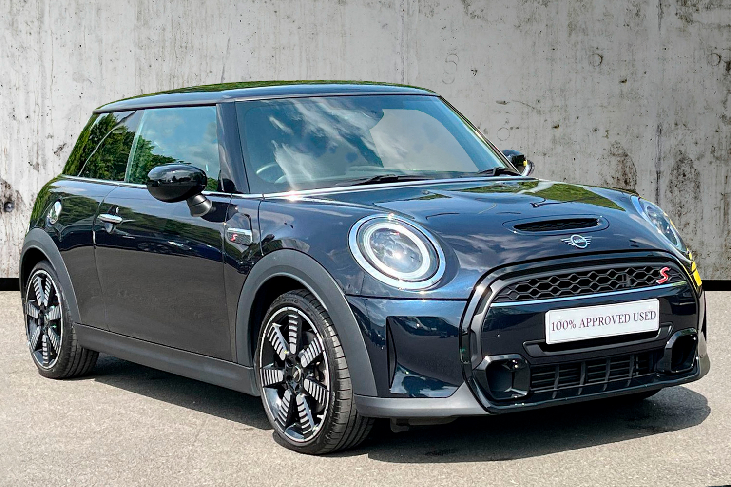 Main listing image - MINI Hatchback