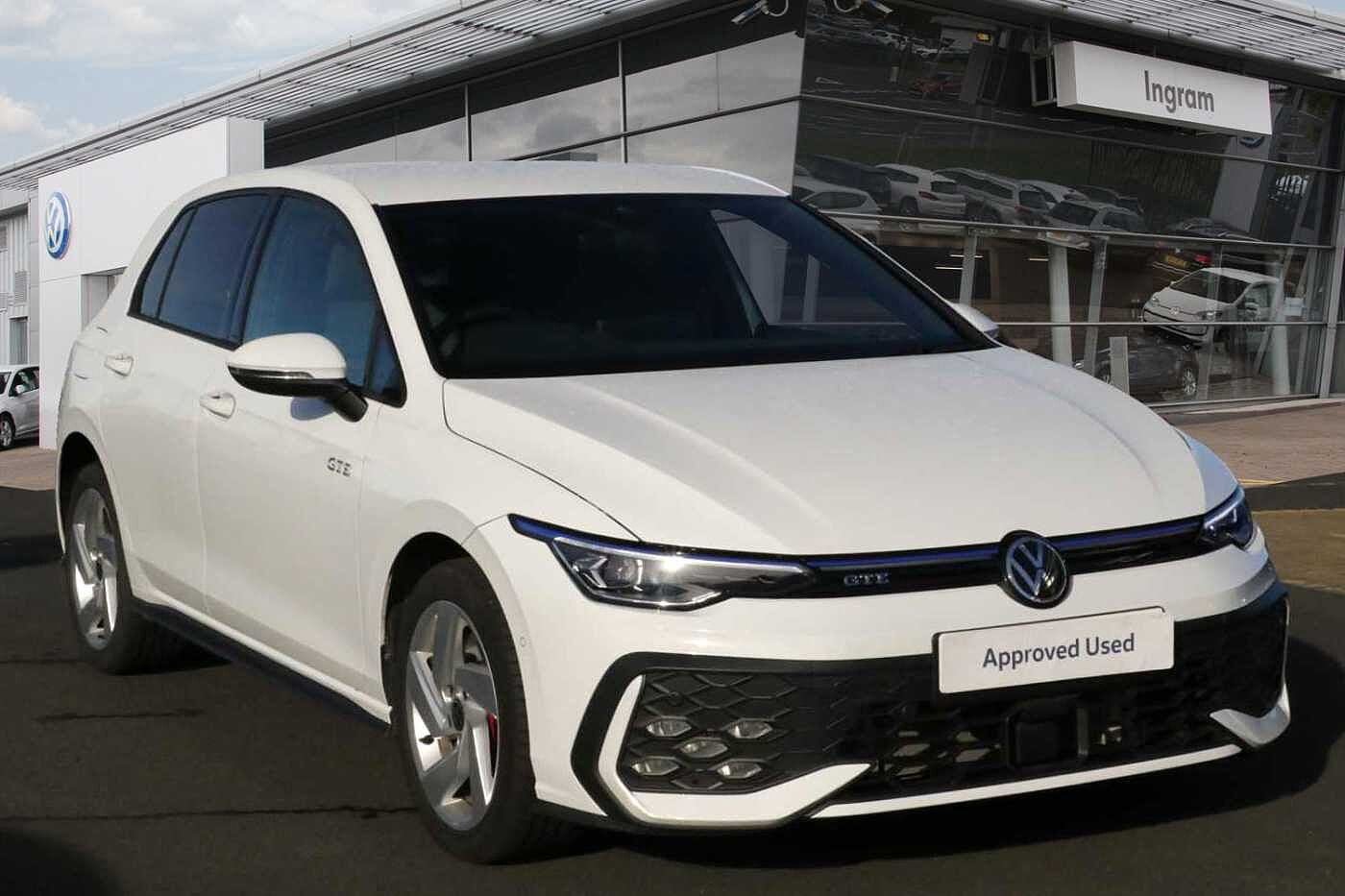 Main listing image - Volkswagen Golf GTE