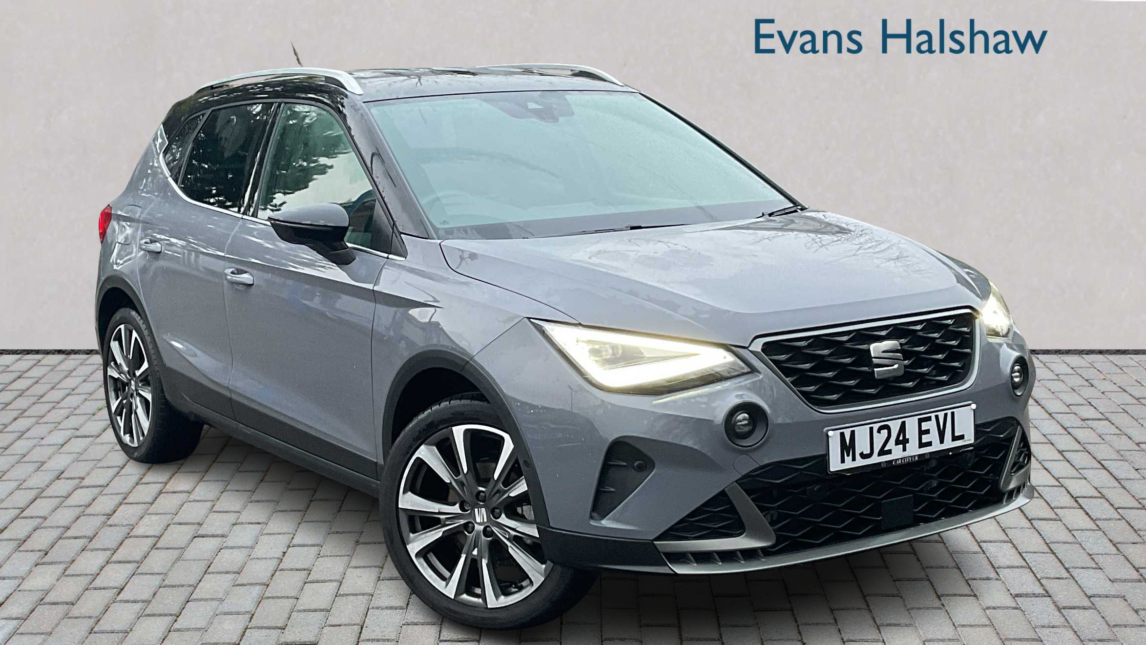 Main listing image - SEAT Arona