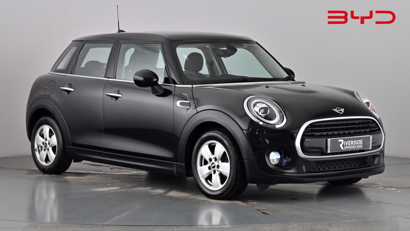 Main listing image - MINI Hatchback