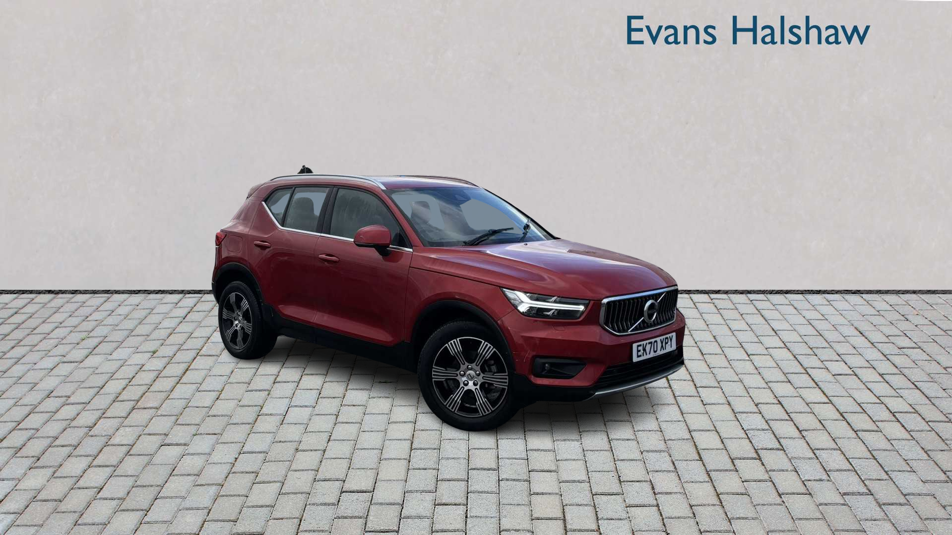 Main listing image - Volvo XC40