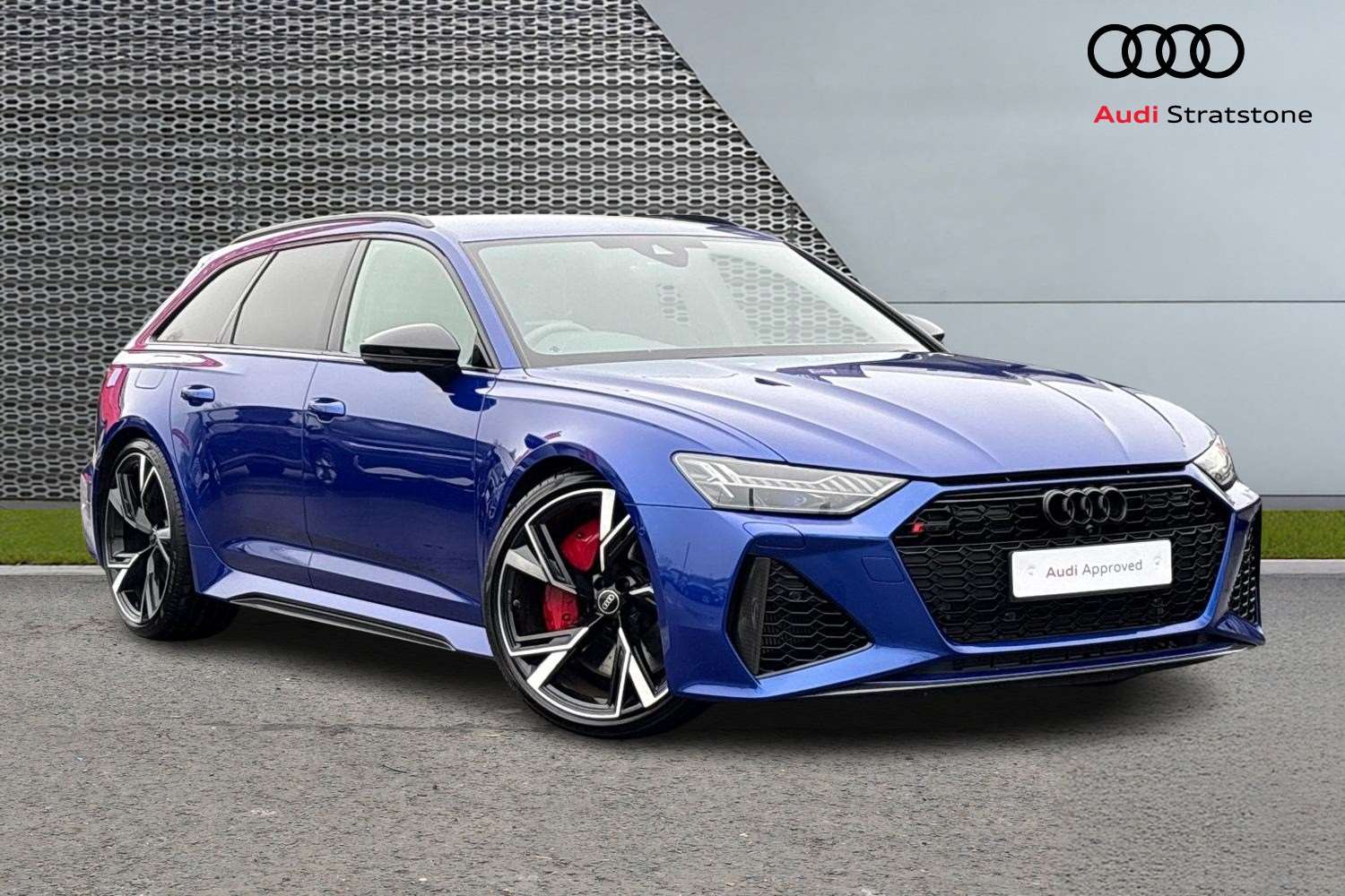 Main listing image - Audi RS6