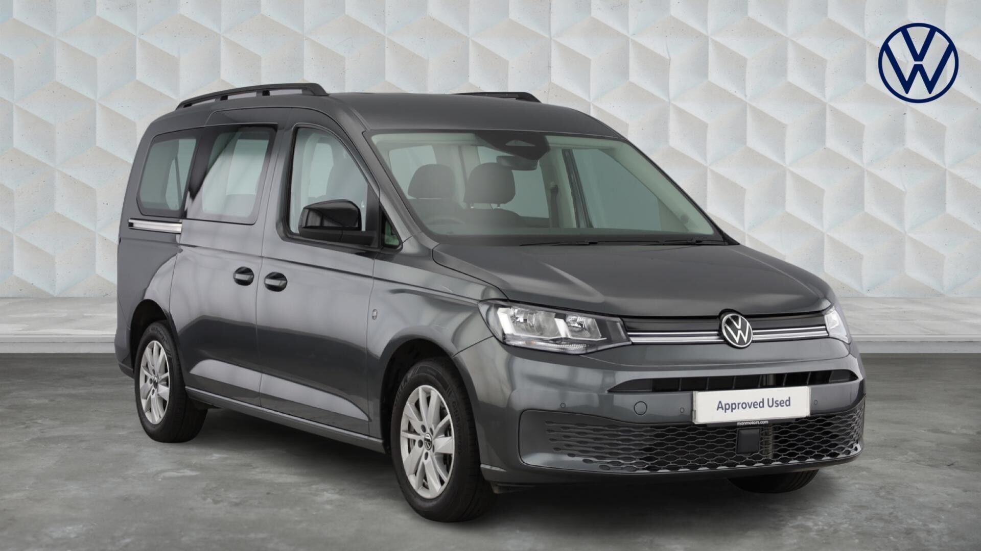 Main listing image - Volkswagen Caddy Maxi Life