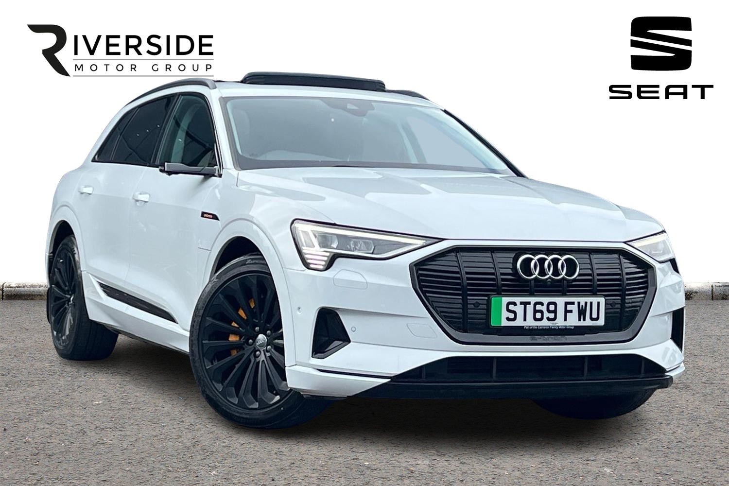 Main listing image - Audi e-tron