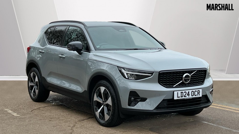 Main listing image - Volvo XC40