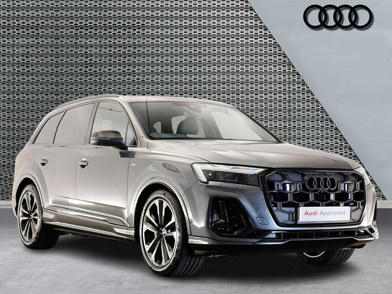 Main listing image - Audi Q7